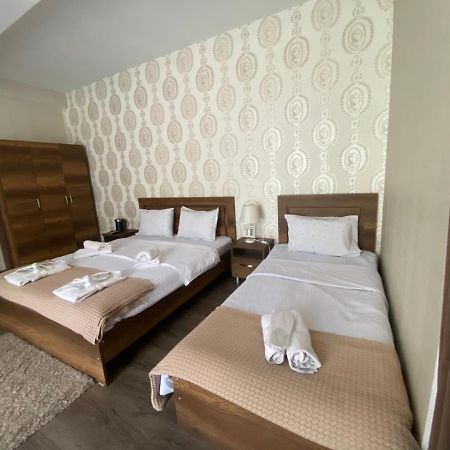 Отель Borjomi Central Экстерьер фото