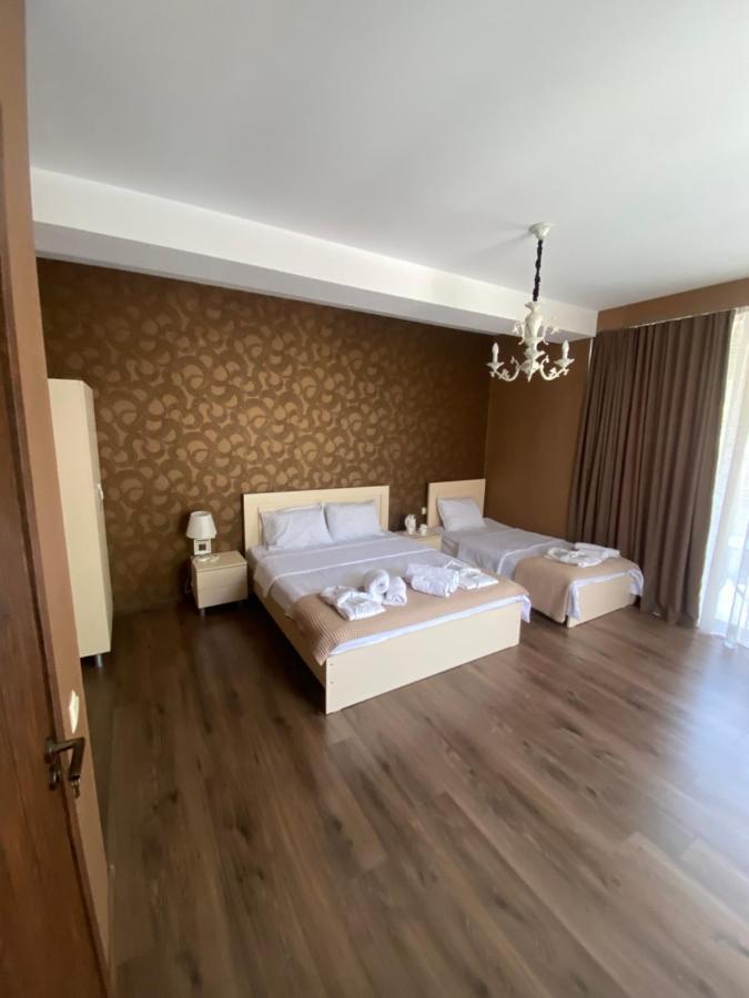 Отель Borjomi Central Экстерьер фото